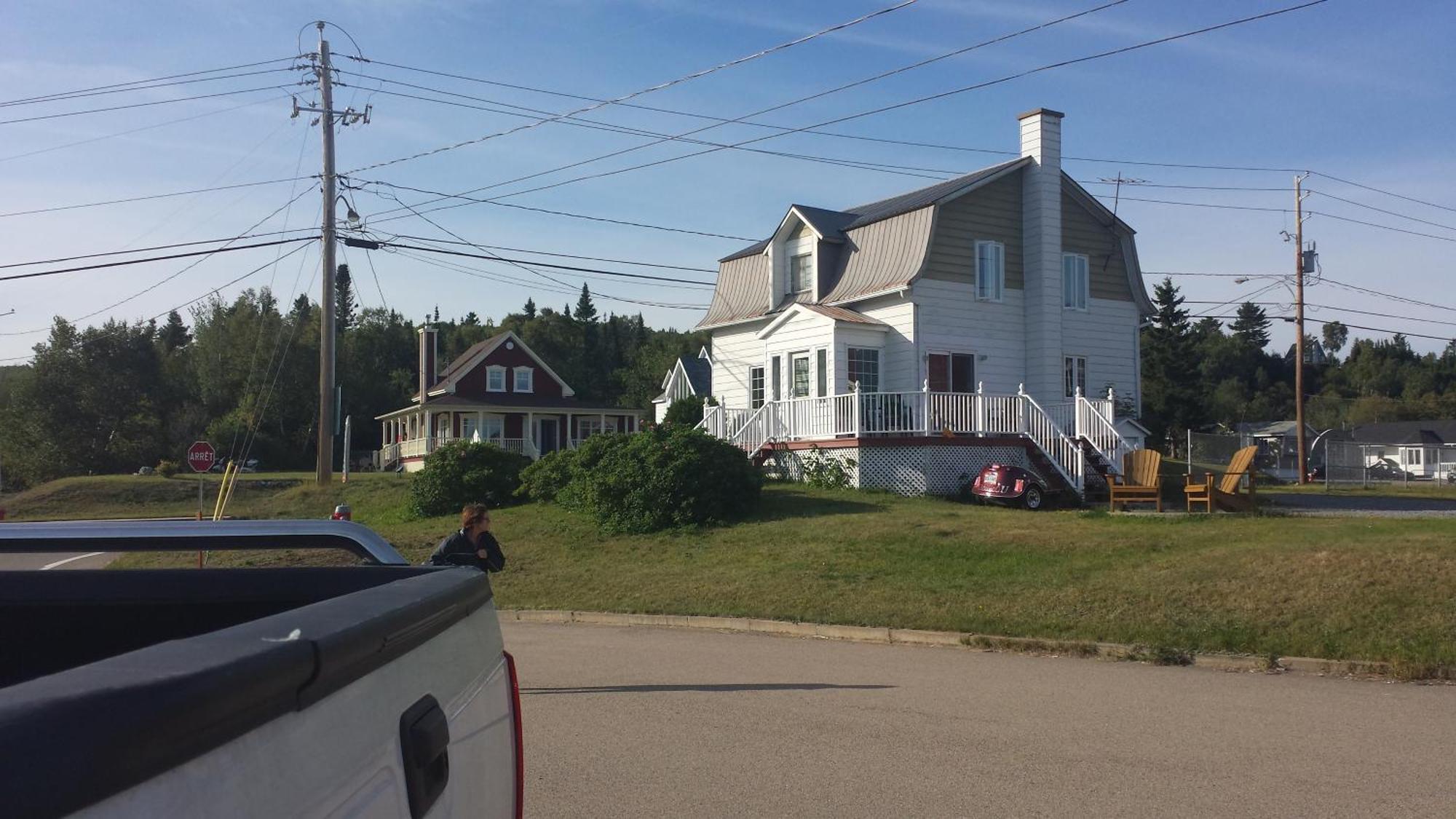 Saint-Siméon Motel Et Chalets Bo-Fleuve Evangeline חדר תמונה