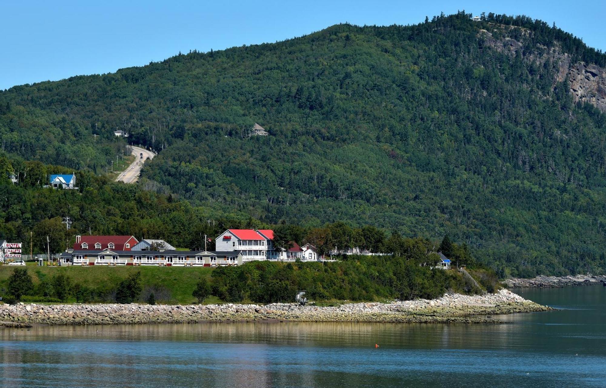 Saint-Siméon Motel Et Chalets Bo-Fleuve Evangeline חדר תמונה